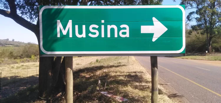 Group of suspects commit business robbery at a Musina Farm 