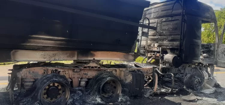 Three trucks burnt following community protests in Phalaborwa